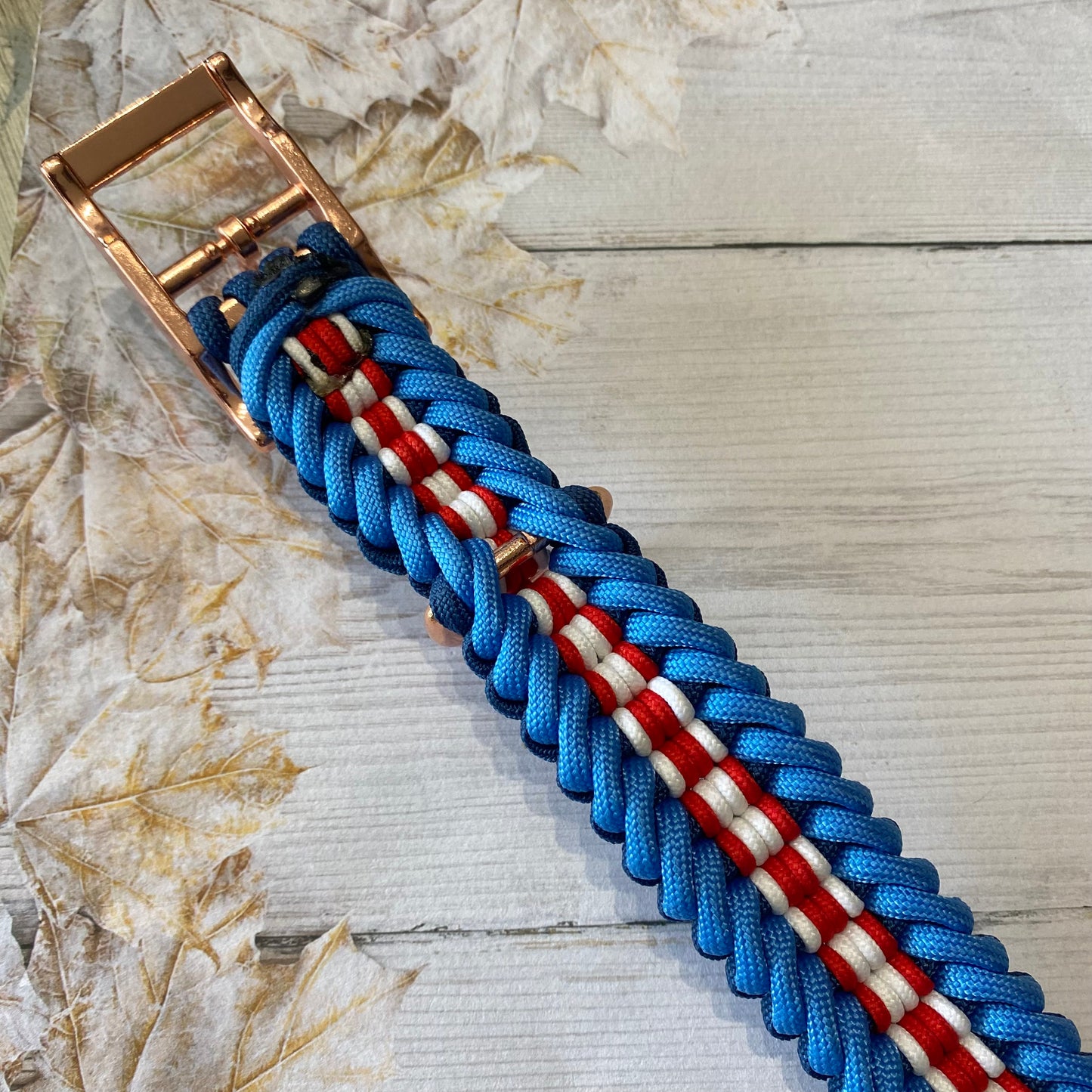 London | The Diamond Weave | Handmade Collar